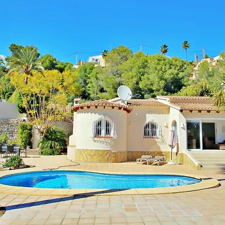 Alldo - Hill Side With Private Pool In