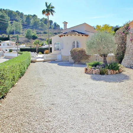Alldo - Hill Side With Private Pool In