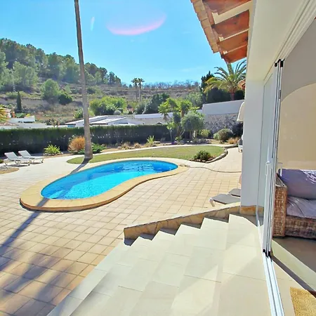 Alldo - Hill Side With Private Pool In