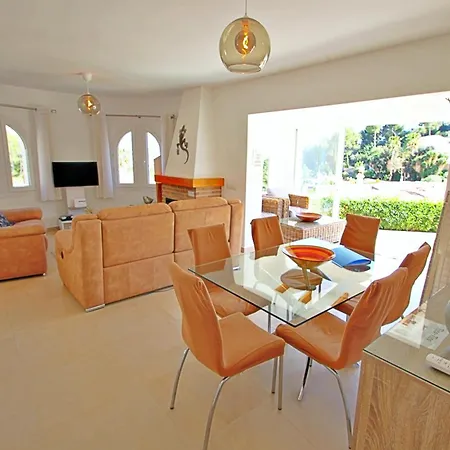 Villa Alldo - Hill Side With Private Pool In Moraira